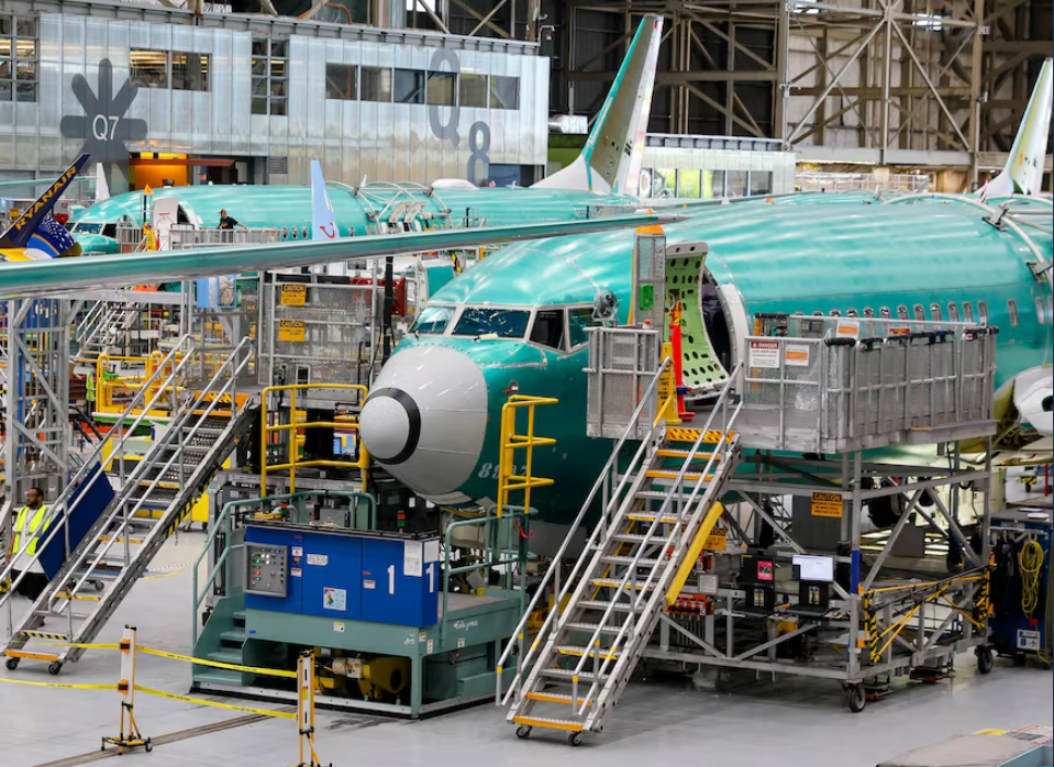 Boeing prévoit une réunion d’information de haut niveau avec les régulateurs européens suite à l’incident du panneau du 737 MAX