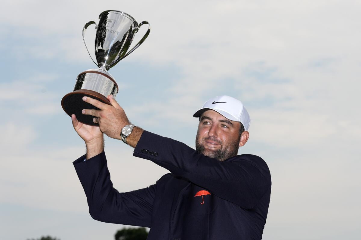 Scheffler bat Kim en séries éliminatoires pour remporter le championnat des voyageurs, un succès de protestation