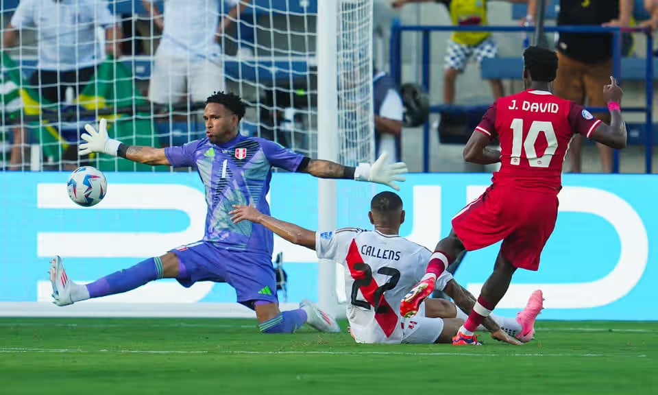 David coule le Pérou pour maintenir le Canada en vie en Copa America