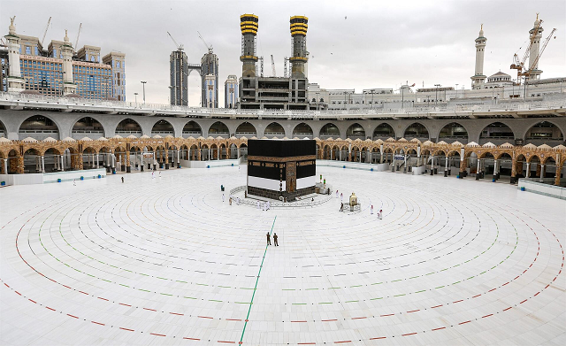 Horaires des prières du vendredi à la Grande Mosquée de La Mecque et à la Masjid-e-Nabwi de Médine raccourcis