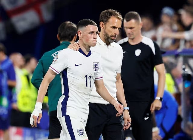 Phil Foden retourne au Royaume-Uni en raison d’une « affaire familiale urgente », déclare la FA