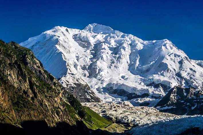 Des alpinistes retirent 1,72 tonne de déchets de 16 sites montagneux au Pakistan