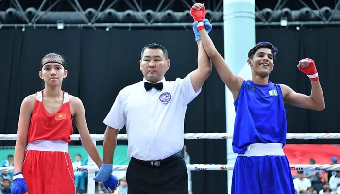 Une élève pakistanaise décroche une médaille au Championnat d’Asie de Boxe Junior