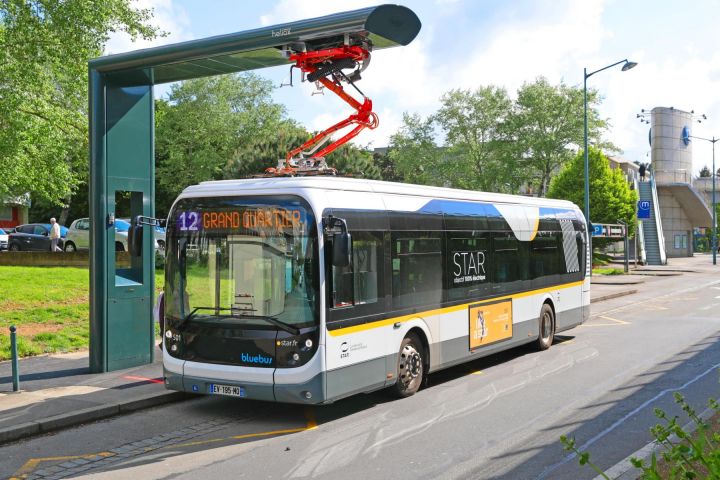 La Biélorussie propose des bus électriques au Pakistan : Un pas vers un transport durable