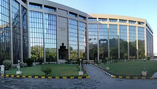 Le gouvernement lance officiellement des parcs technologiques logiciels ultramodernes à Islamabad